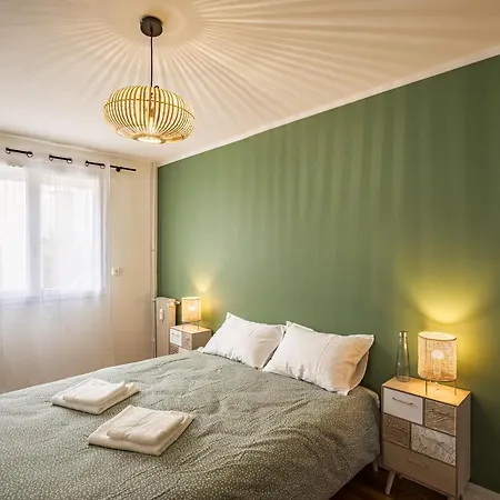 Apartment Le Logis De La Paix - Garage - Balcon Troyes